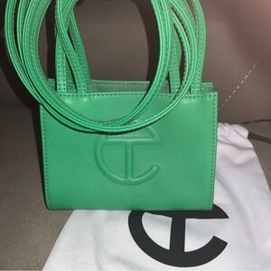 Green Screen Telfar bag